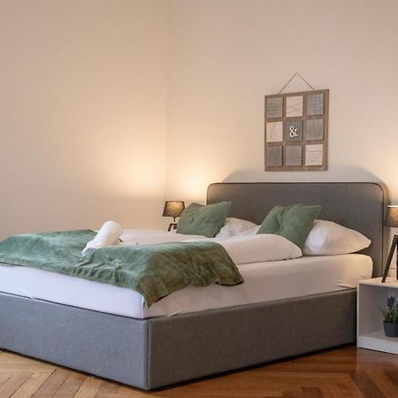 וינה Roomy 2Br Apt. Near Akh -Perfect For Longstays מראה חיצוני תמונה