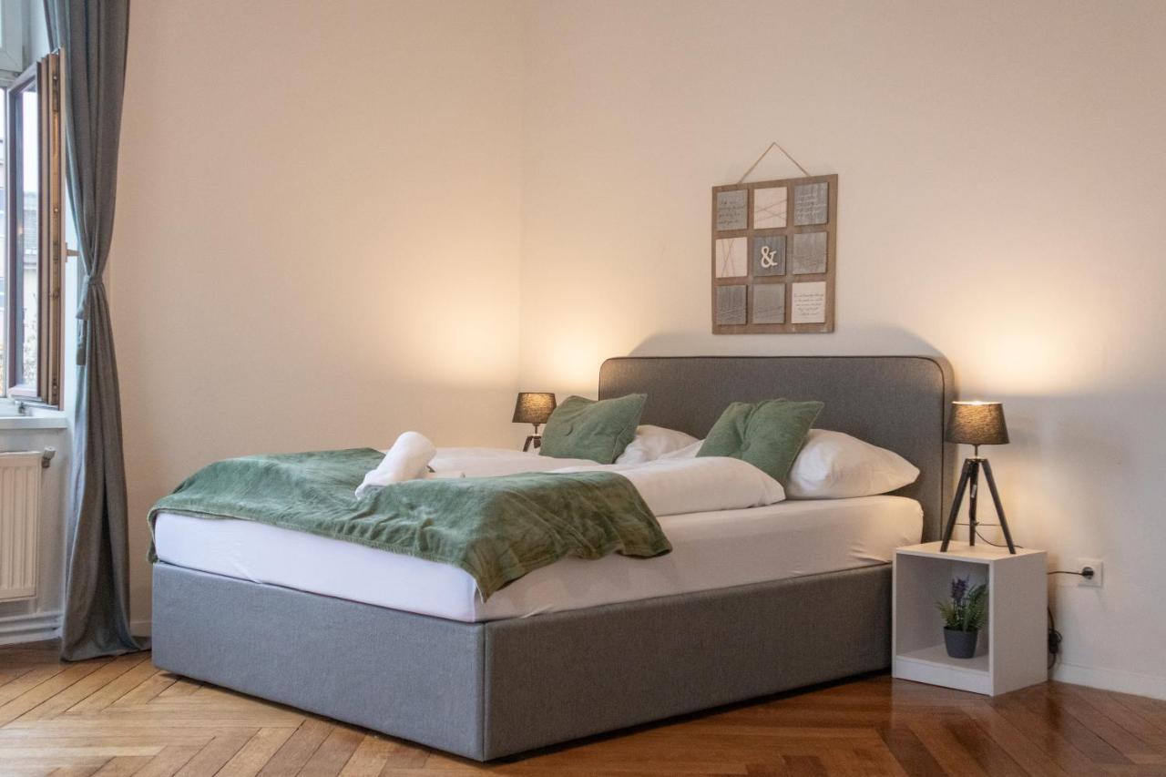 וינה Roomy 2Br Apt. Near Akh -Perfect For Longstays מראה חיצוני תמונה