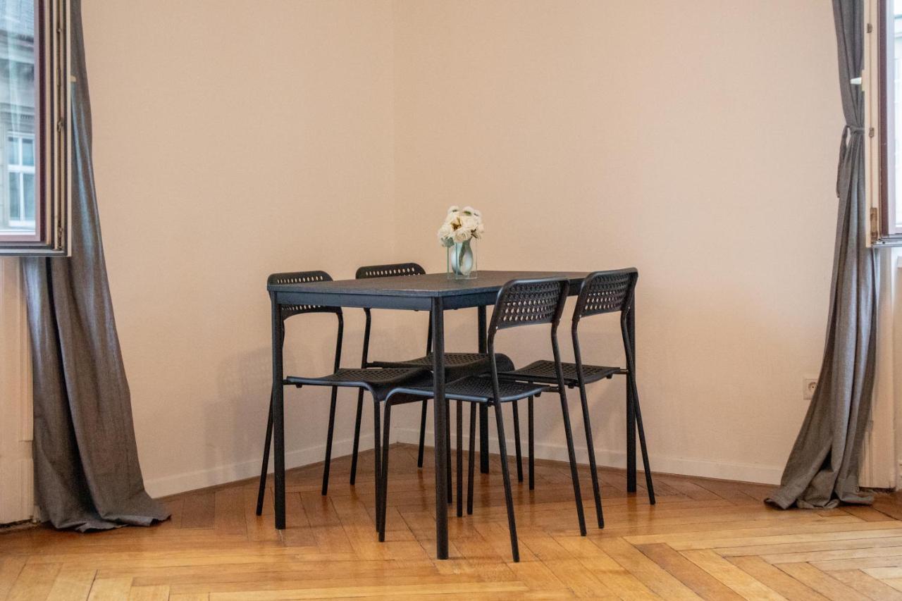 וינה Roomy 2Br Apt. Near Akh -Perfect For Longstays מראה חיצוני תמונה